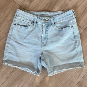 Old Navy Light Wash Jean Shorts
